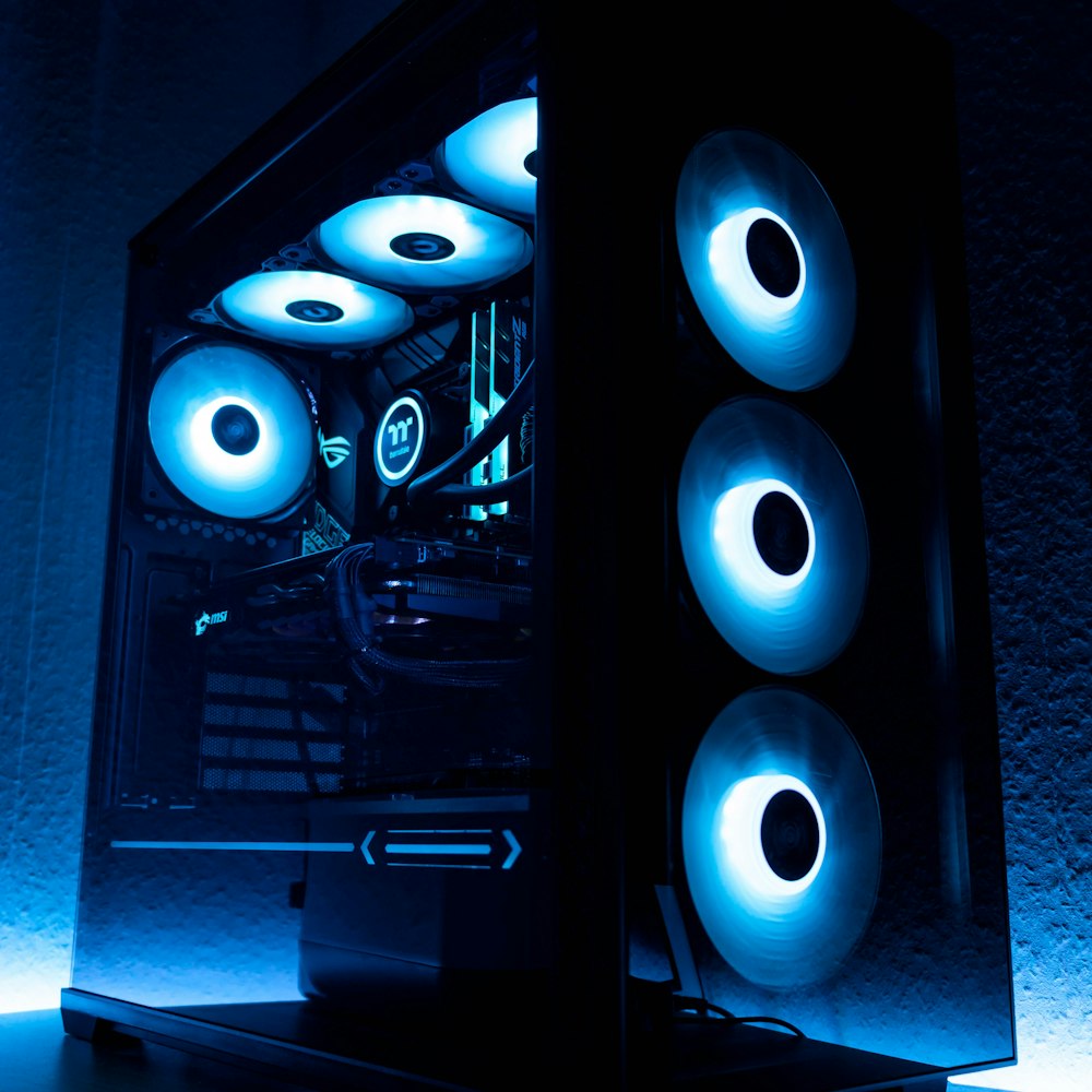 PC Gaming Rakitan Ryzen 5 7600 + RTX 4060 16GB